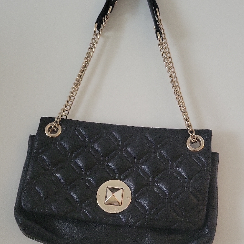 Black Quilted Chain Shoulder Bag